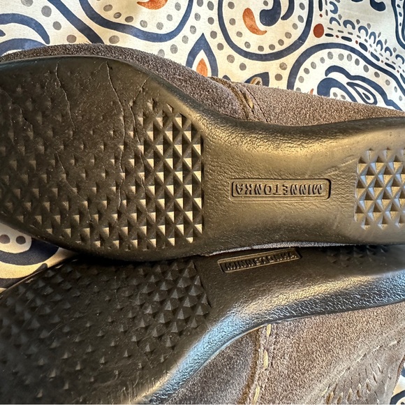 Vintage blue Minnetonka moccasin booties - Women’s 6 - Picture 4 of 5